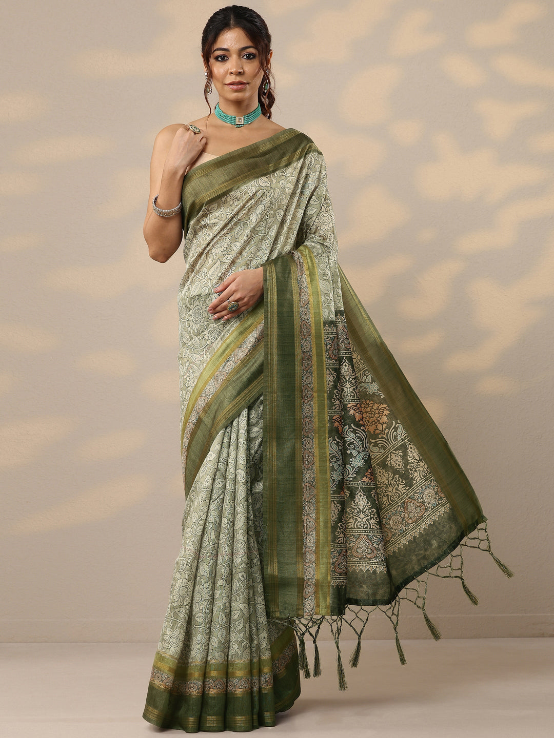 Green Printed Silk Blend Sarees With Unstitched Blouse Piece