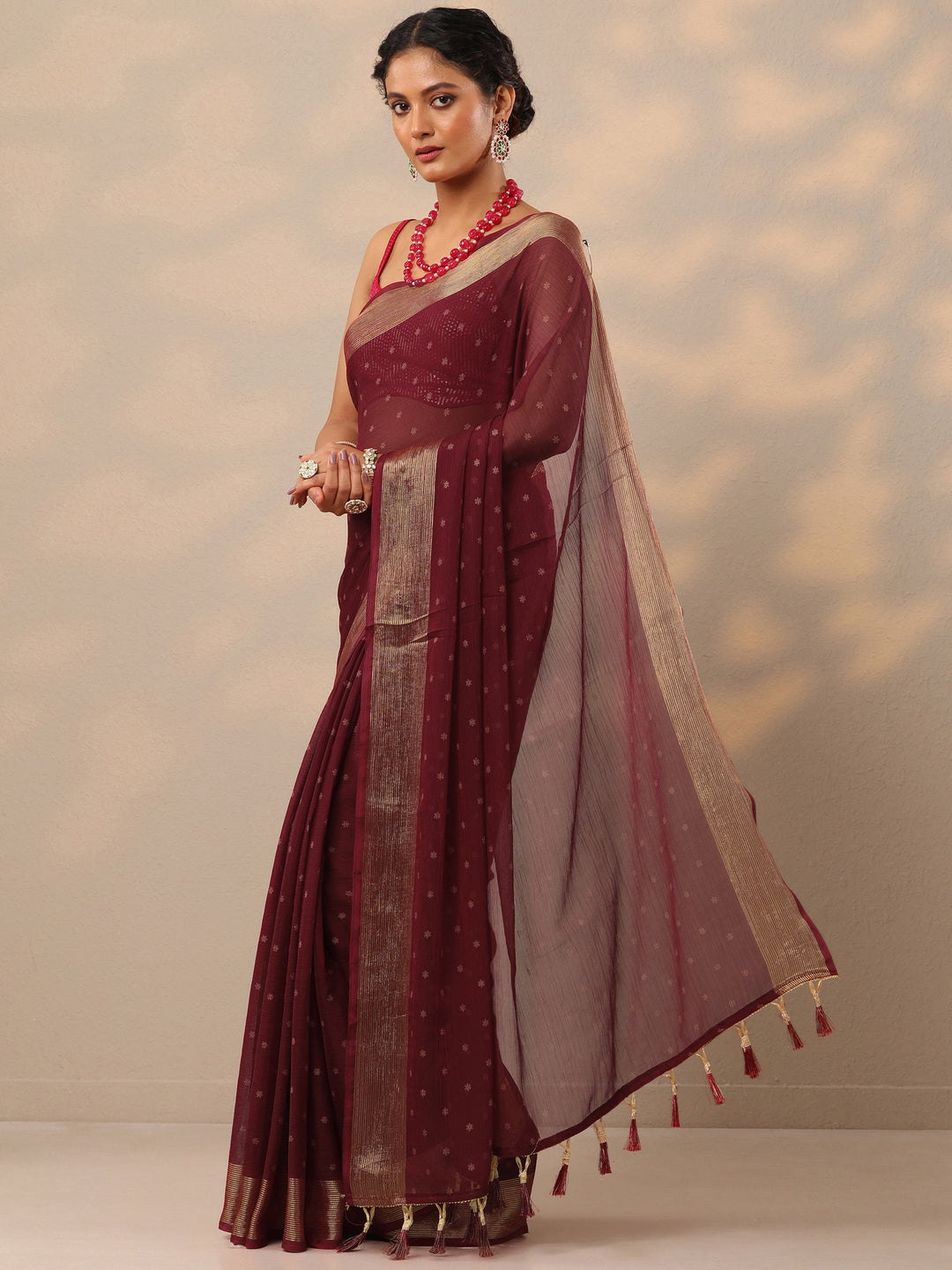  Wine Printed Chiffon Saree With Unstitched Blouse Piece 