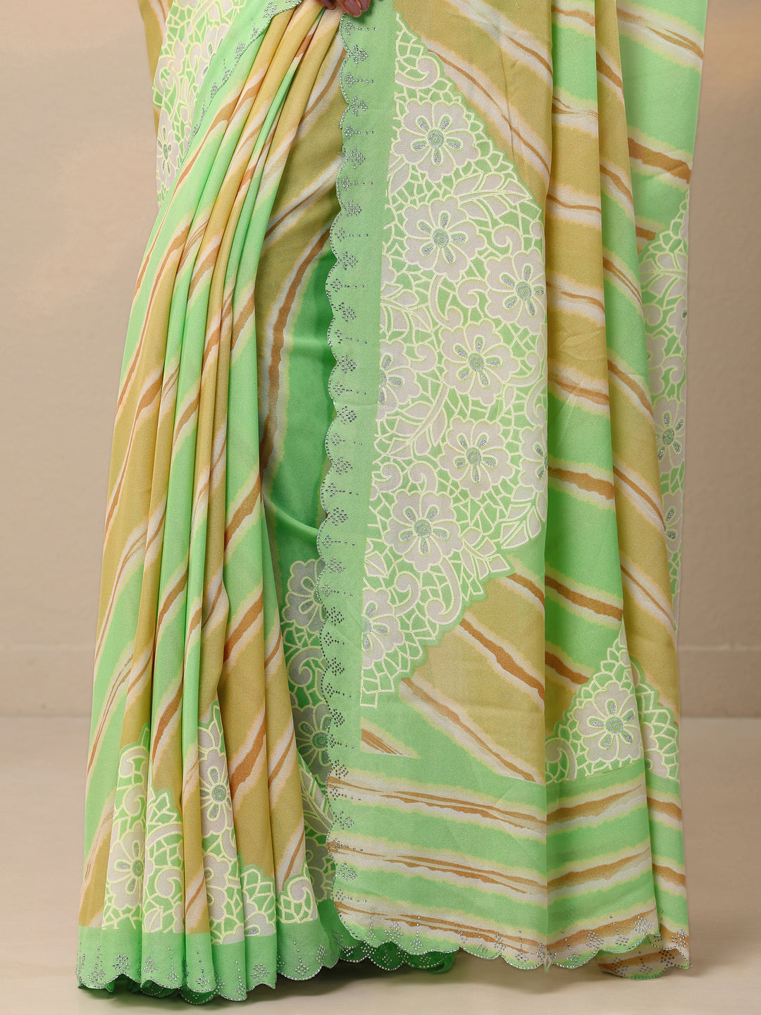  Green Leheriya Printed Georgette Saree With Unstitched Blouse Piece 