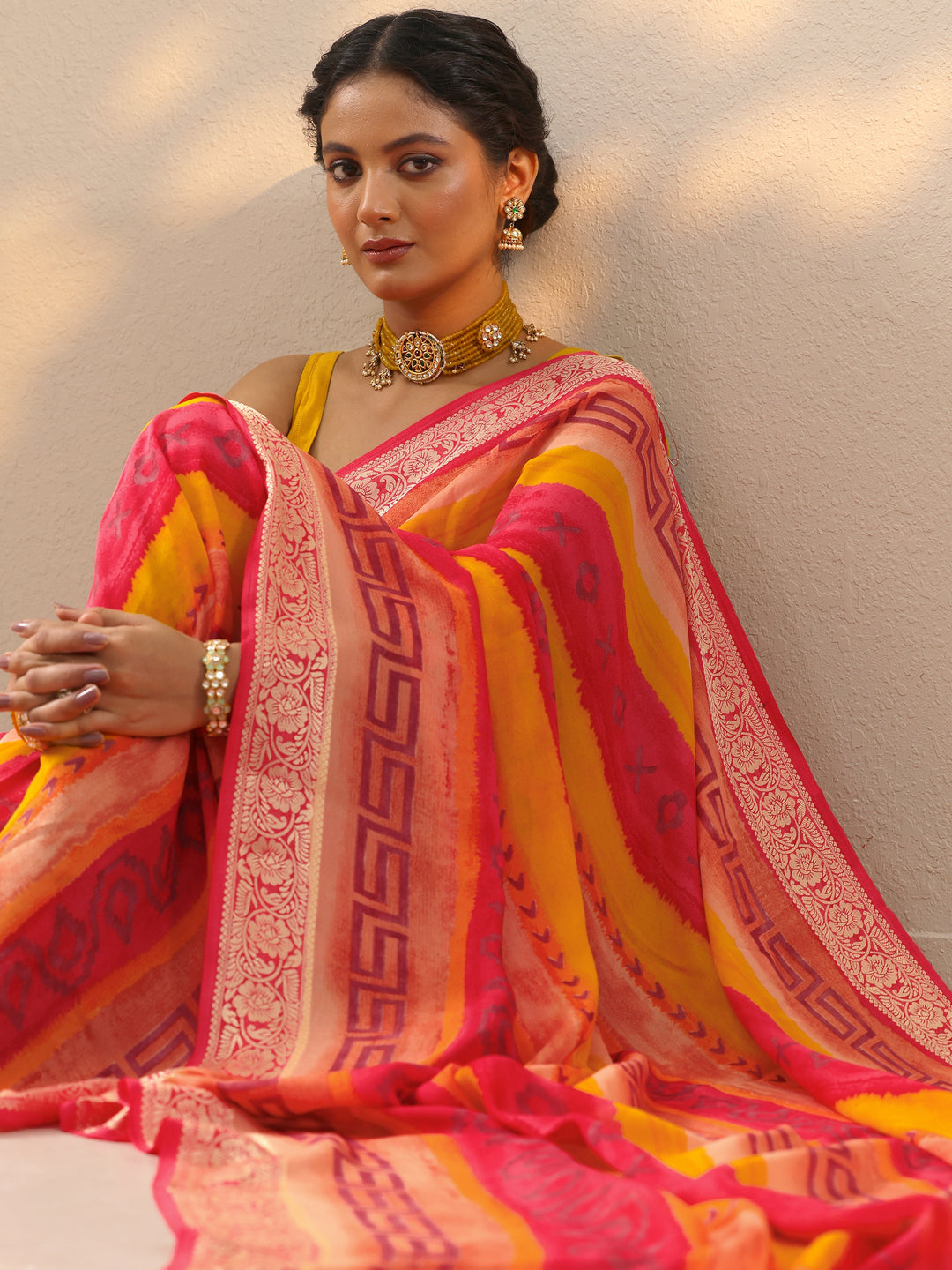  Multi Printed Georgette Saree With Unstitched Blouse Piece 