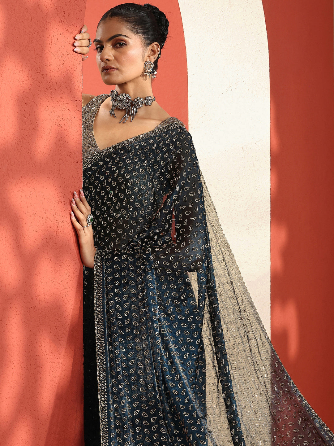 Blue Embellished Organza Sarees With Unstitched Blouse Piece