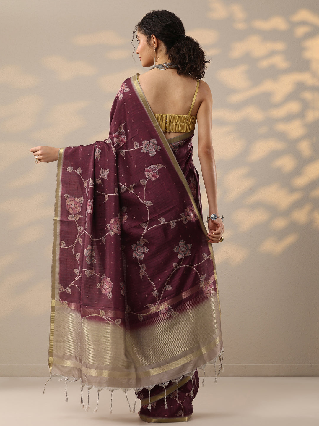  Red Printed Silk Blend Saree With Unstitched Blouse Piece 
