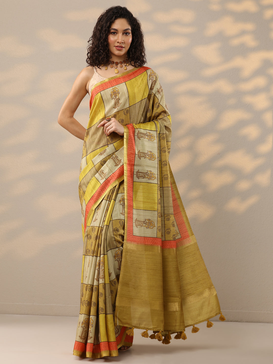  Gold Printed Silk Blend Saree With Unstitched Blouse Piece 