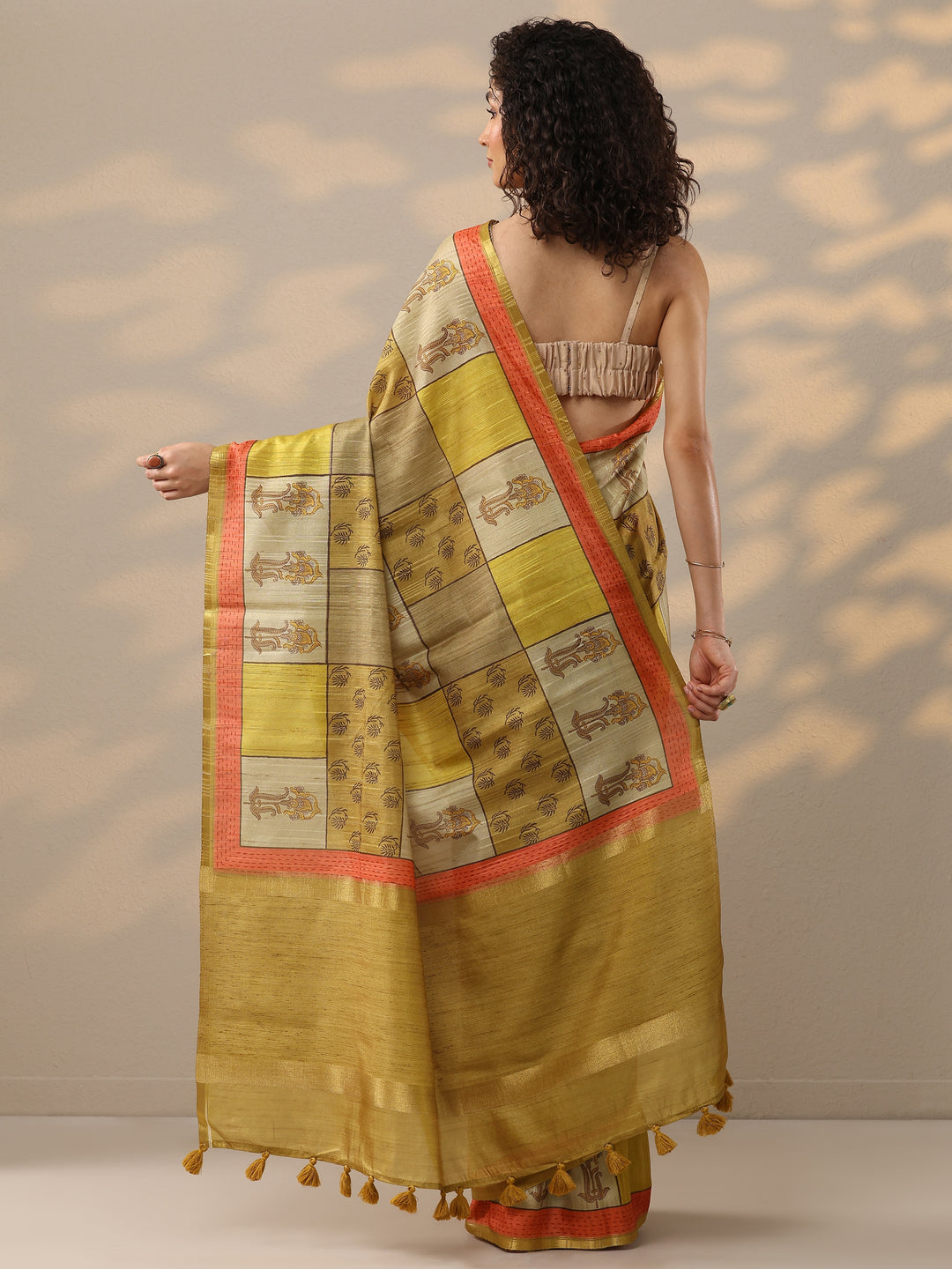  Gold Printed Silk Blend Saree With Unstitched Blouse Piece 