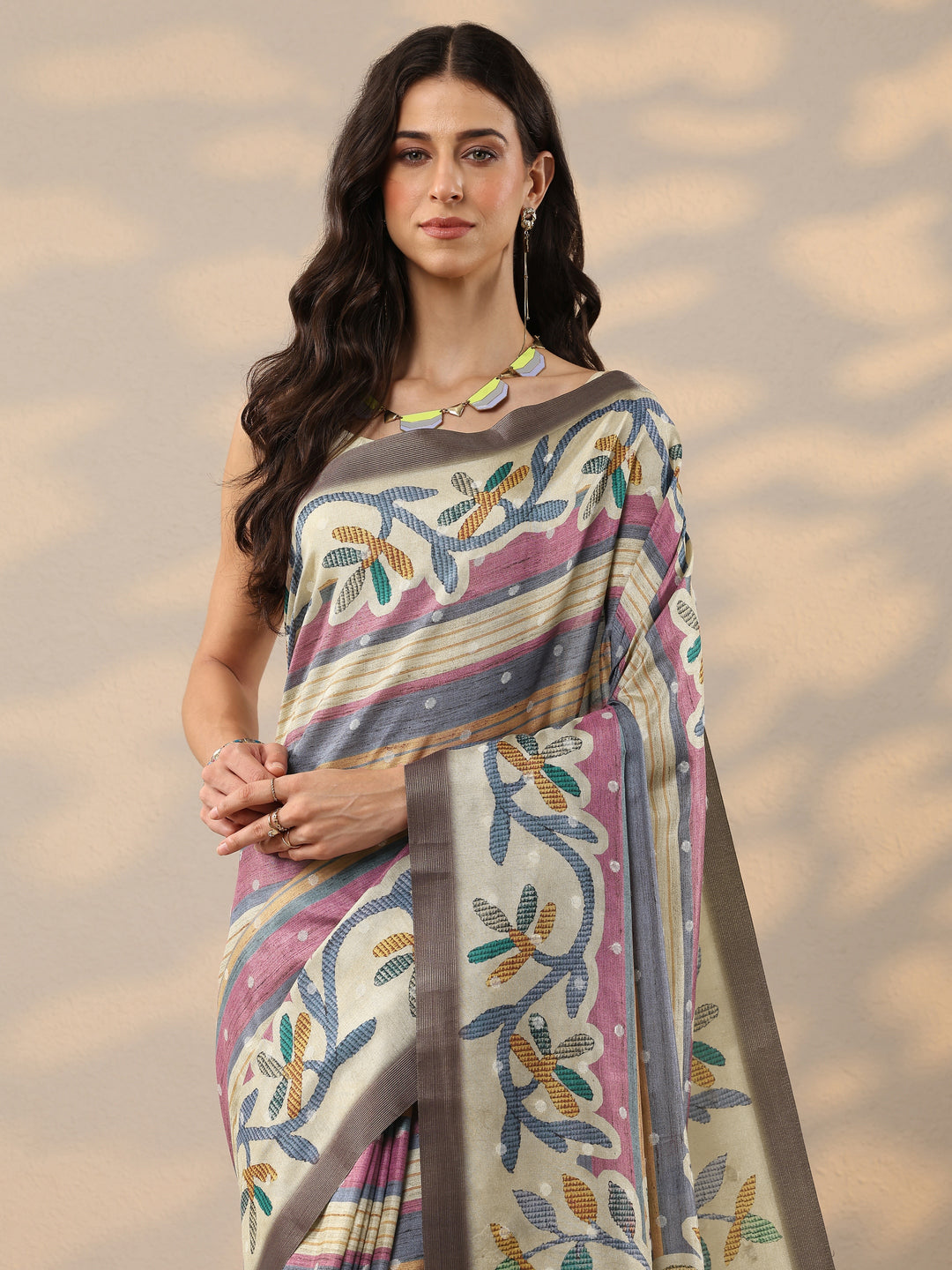  Multi Printed Silk Blend Saree With Unstitched Blouse Piece 