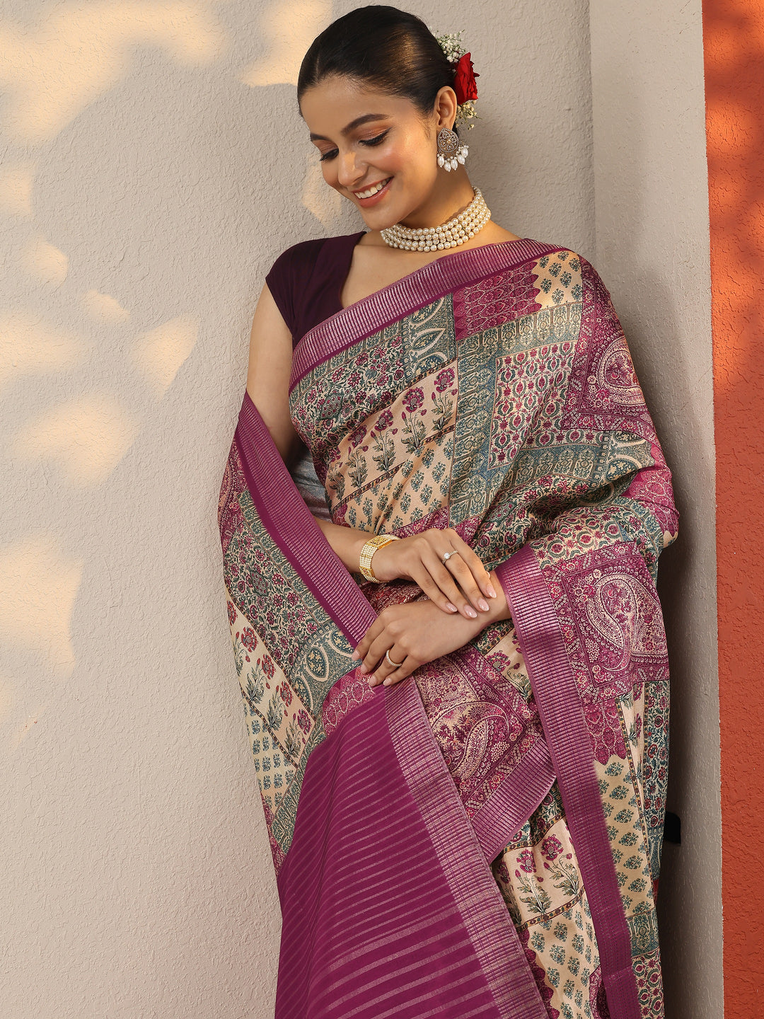 Pink Printed Silk Blend Saree With Unstitched Blouse Piece