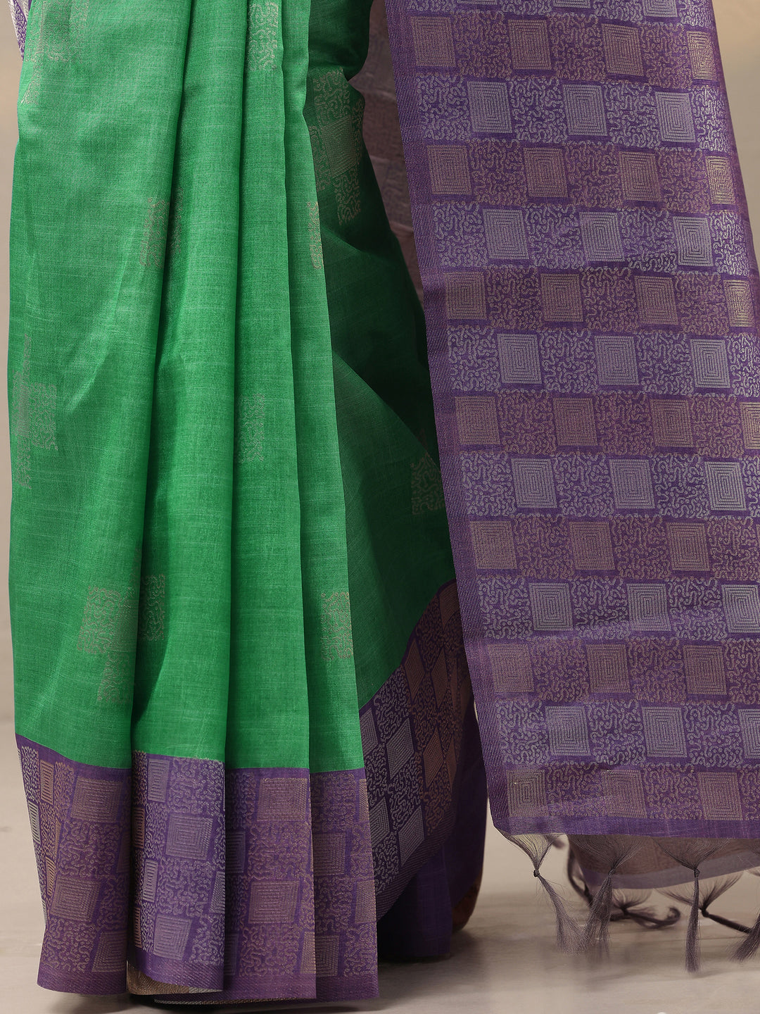  Green Woven Design Silk Blend Saree With Unstitched Blouse Piece 