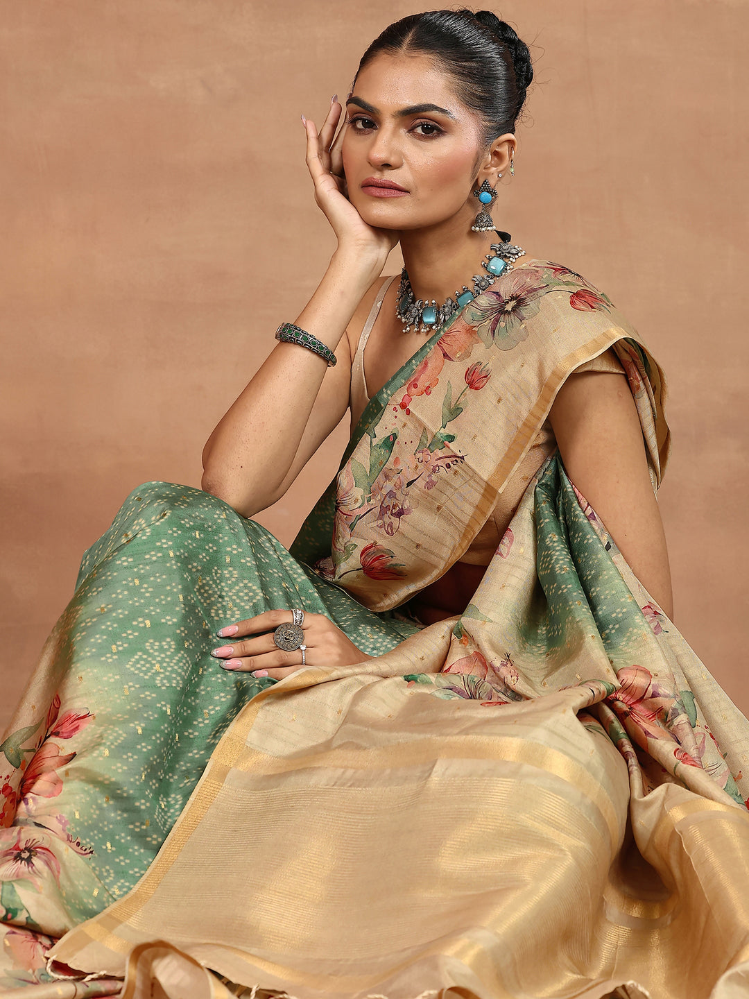 Green Printed Silk Blend Sarees With Unstitched Blouse Piece
