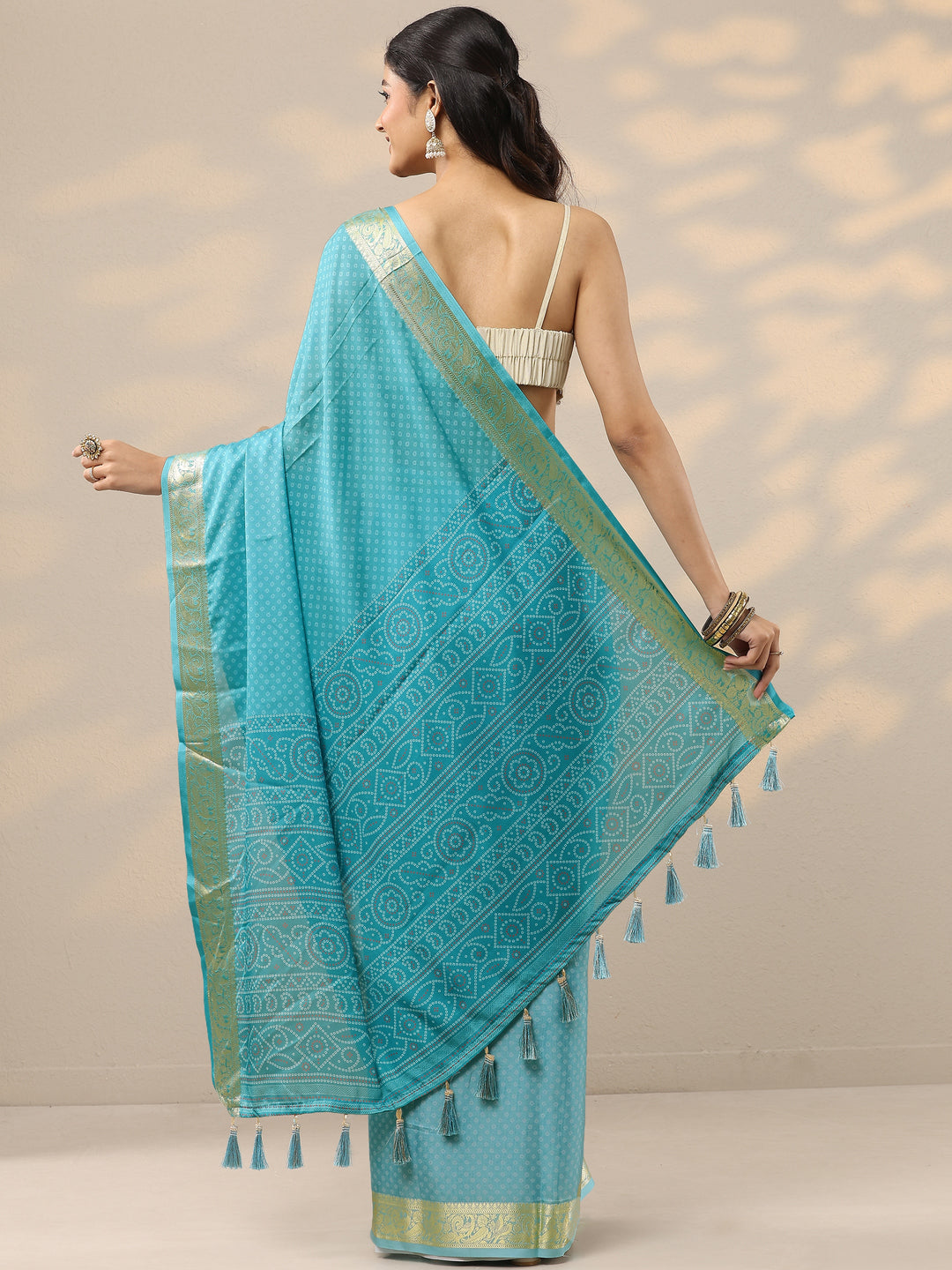  Turquoise Blue Bandhani Printed Silk Blend Saree With Unstitched Blouse Piece 
