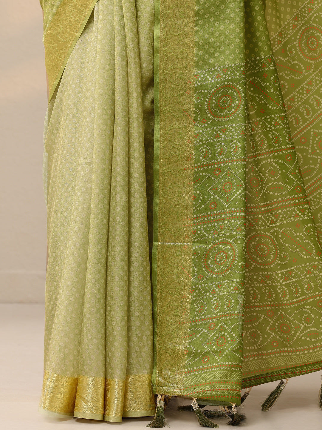  Green Bandhani Printed Silk Blend Saree With Unstitched Blouse Piece 
