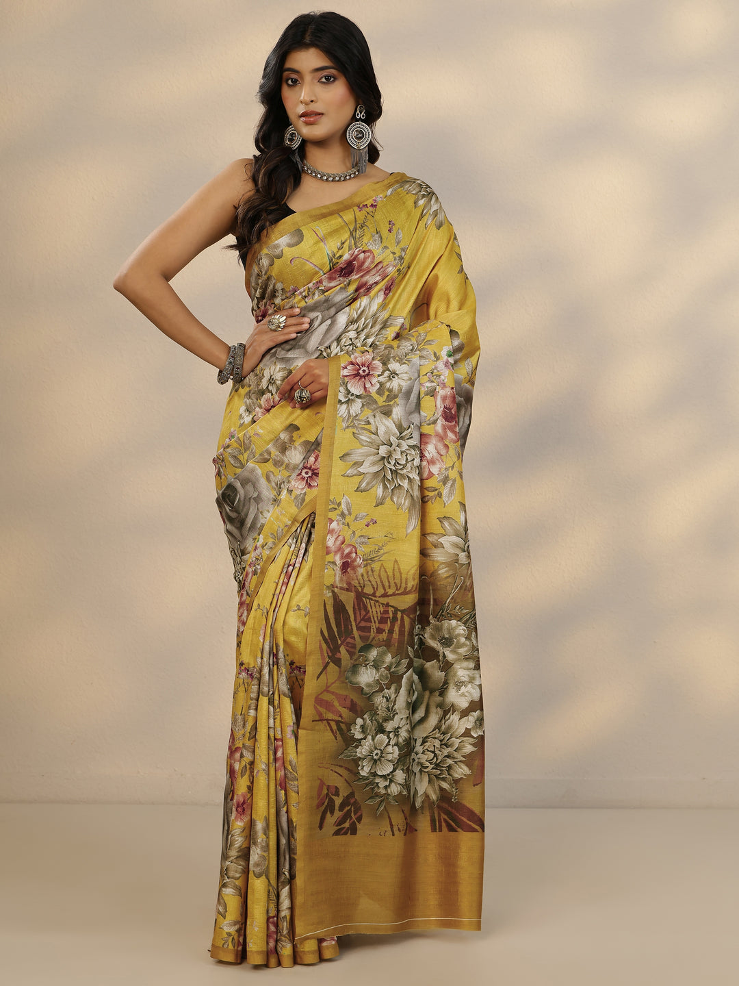  Yellow Printed Silk Blend Saree With Unstitched Blouse Piece 