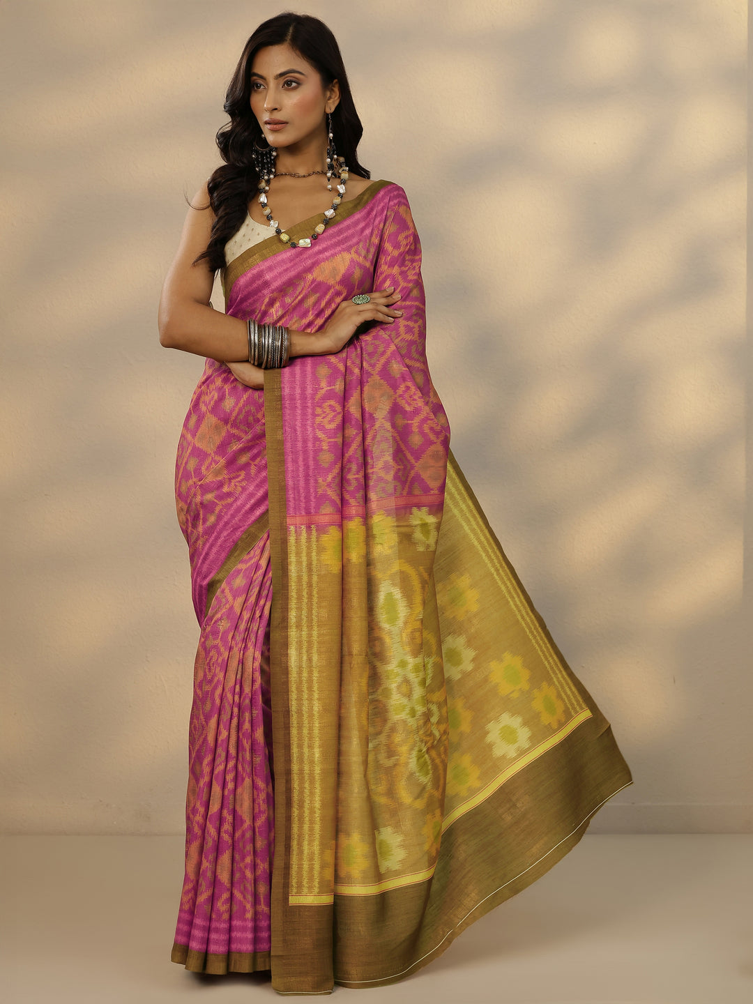  Pink Ikkat Printed Silk Blend Saree With Unstitched Blouse Piece 