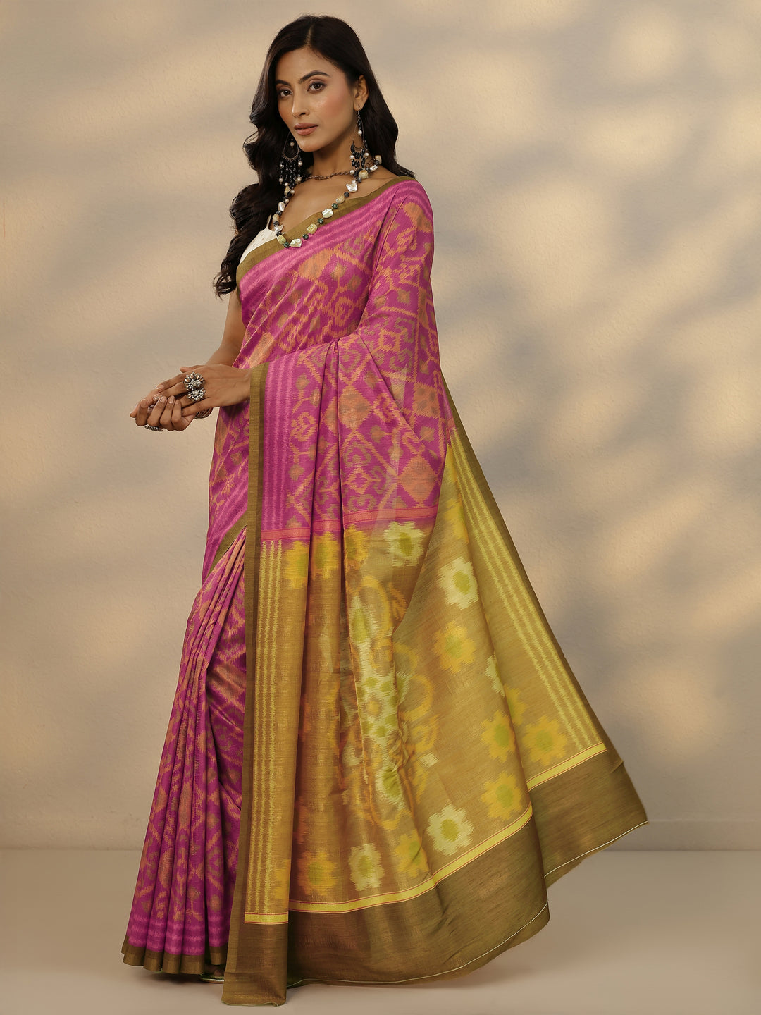  Pink Ikkat Printed Silk Blend Saree With Unstitched Blouse Piece 