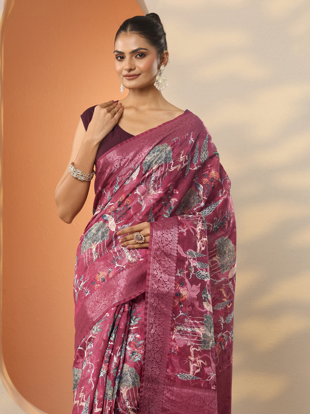  Maroon Printed Silk Blend Saree With Unstitched Blouse Piece 