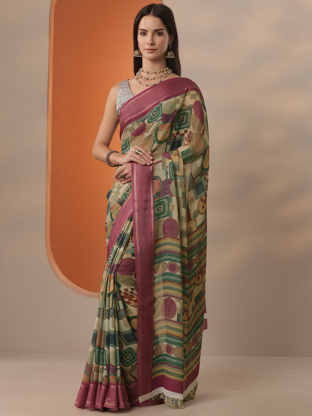  Multi Printed Georgette Saree With Unstitched Blouse Piece 