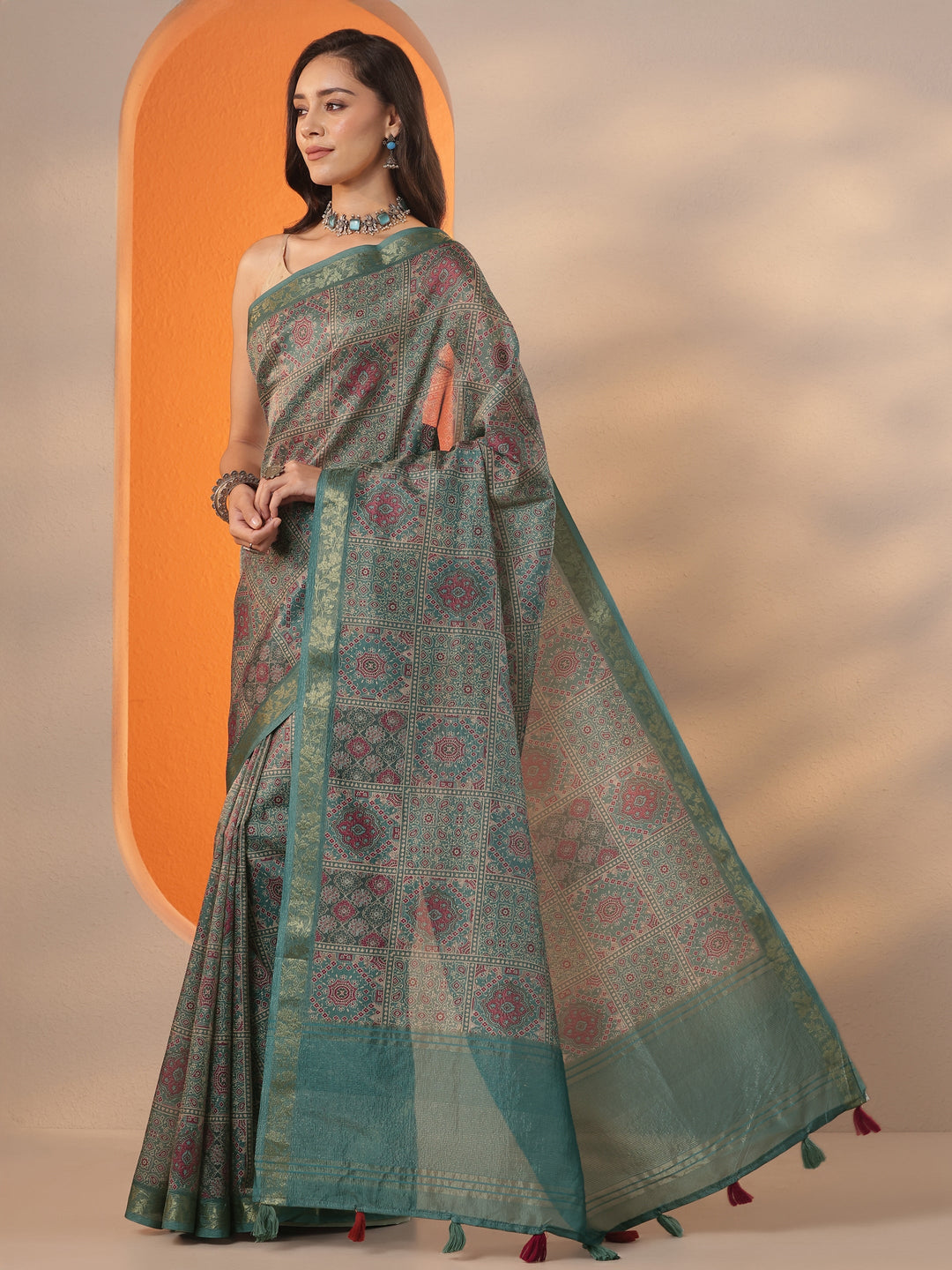  Green Printed Chinon Saree With Unstitched Blouse Piece 