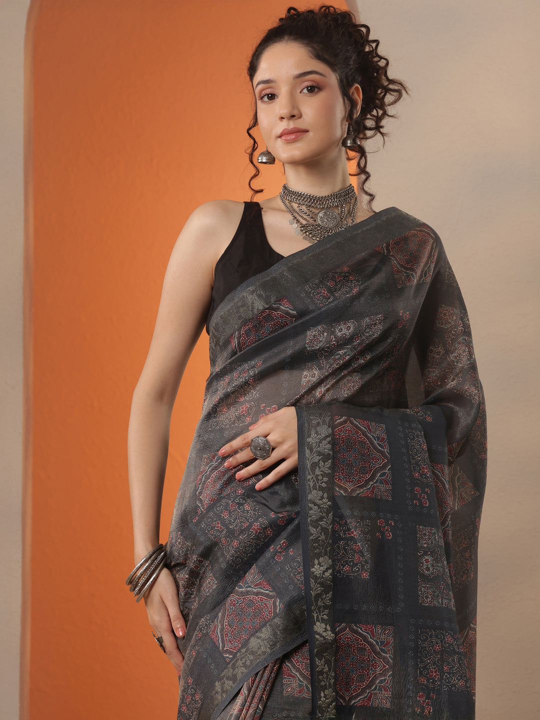  Grey Printed Chinon Saree With Unstitched Blouse Piece 