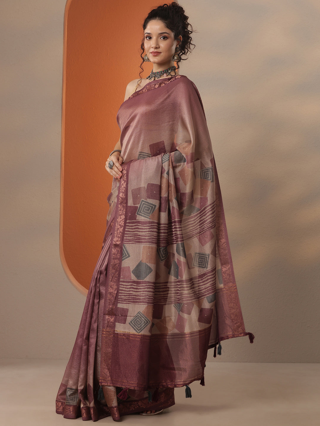  Mauve Printed Chinon Saree With Unstitched Blouse Piece 