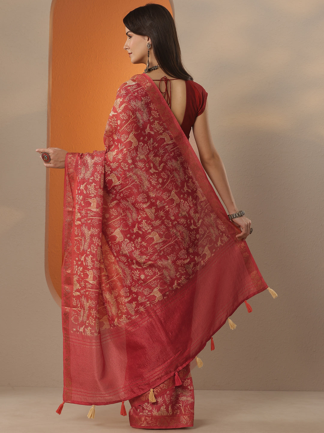  Red Tribal Printed Chinon Saree With Unstitched Blouse Piece 
