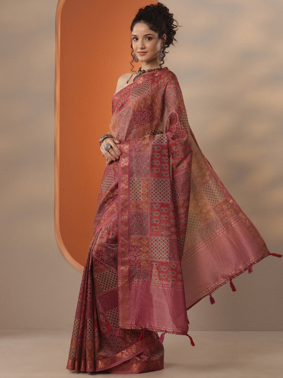  Burgundy Printed Chinon Saree With Unstitched Blouse Piece 