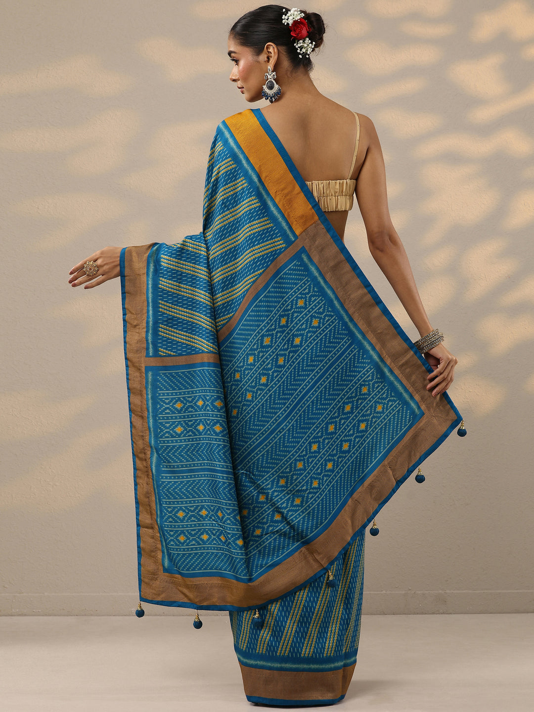  Blue Printed Silk Blend Saree With Unstitched Blouse Piece 