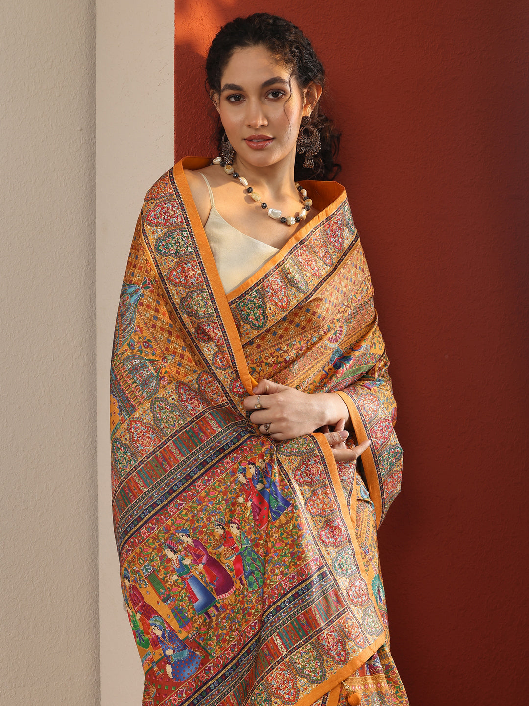  Mustard Printed Silk Blend Saree With Unstitched Blouse Piece 
