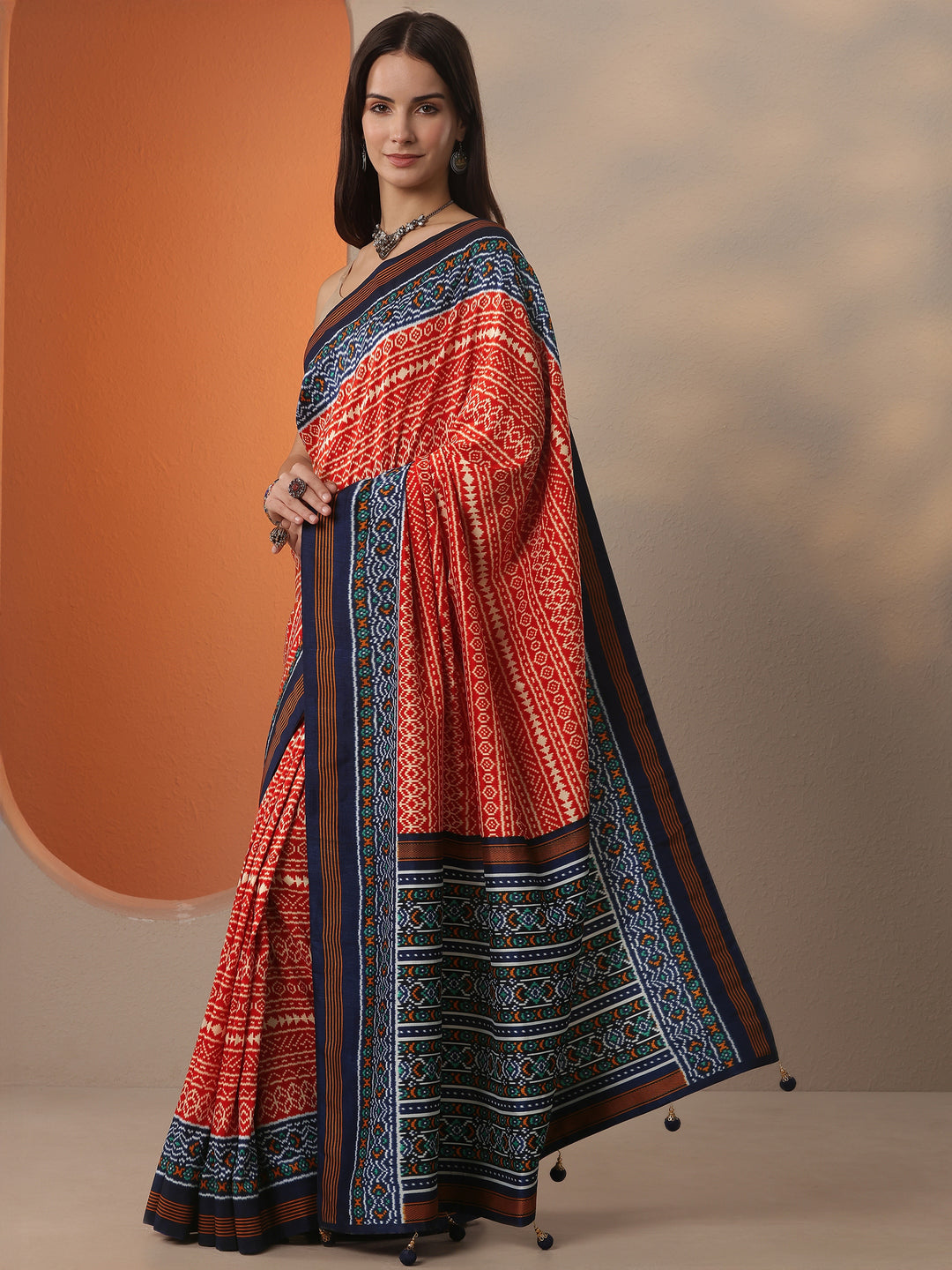 Orange Printed Silk Blend Saree With Unstitched Blouse Piece 