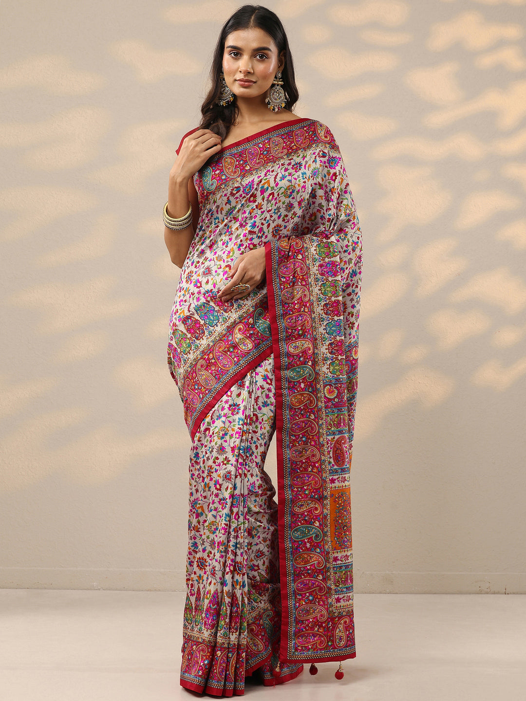  Multi Printed Silk Blend Saree With Unstitched Blouse Piece 