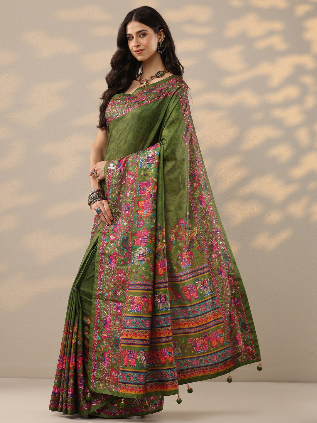  Green Printed Silk Blend Saree With Unstitched Blouse Piece 