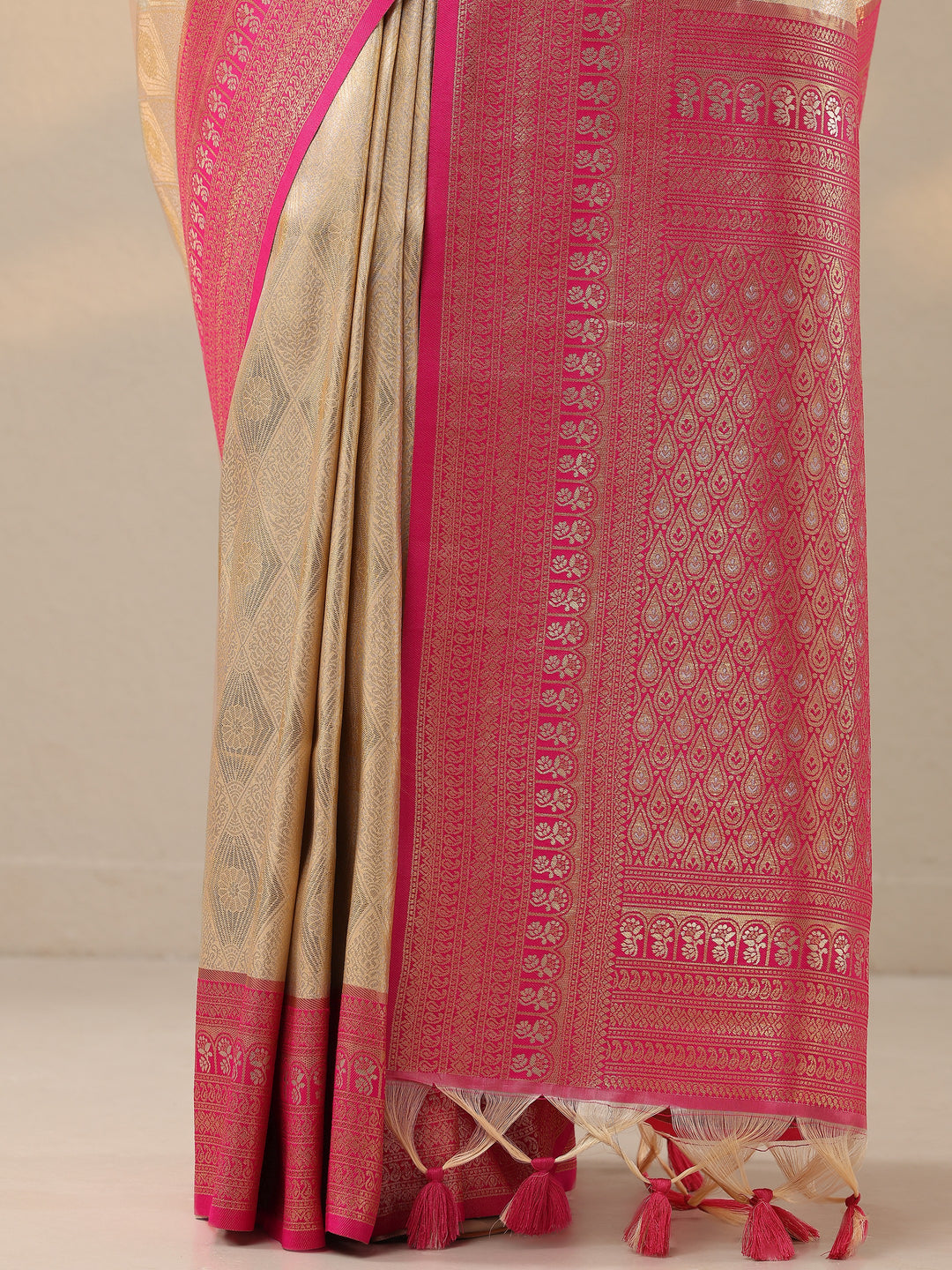  Gold Woven Design Silk Blend Saree With Unstitched Blouse Piece 