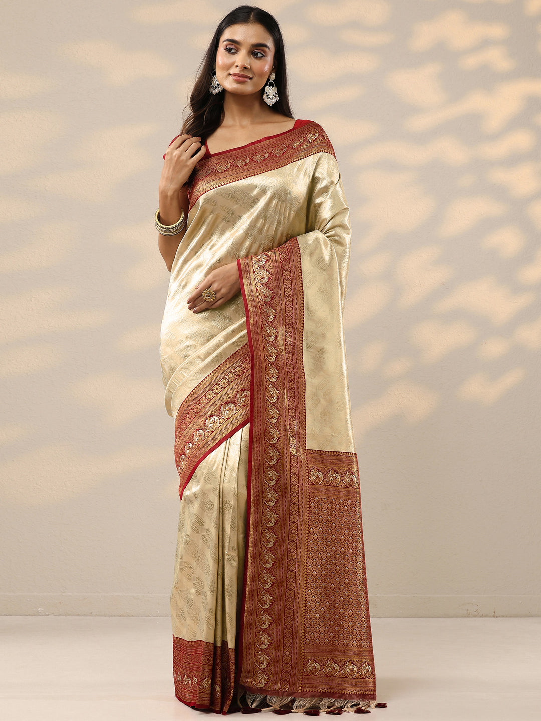  Gold Woven Design Silk Blend Saree With Unstitched Blouse Piece 
