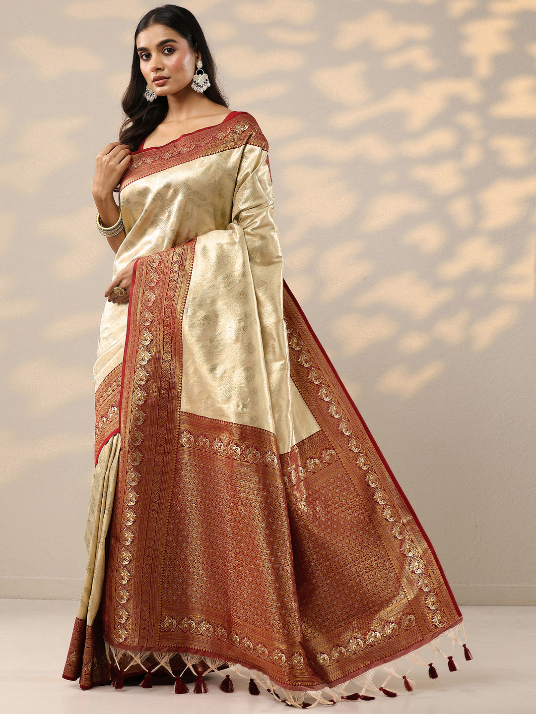  Gold Woven Design Silk Blend Saree With Unstitched Blouse Piece 