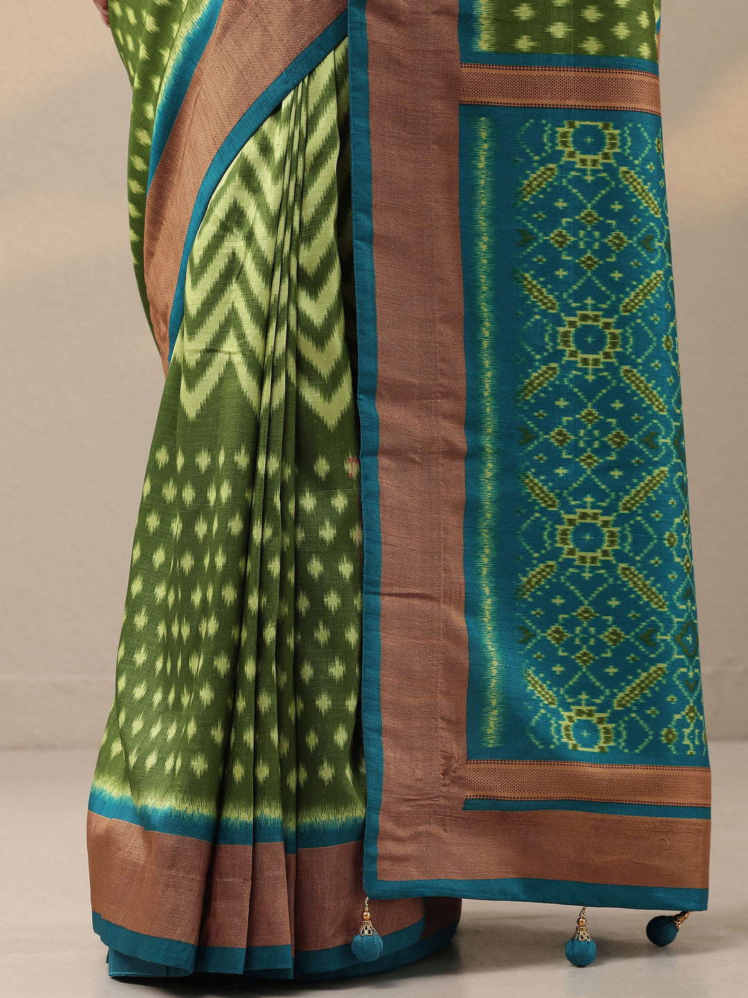  Green Leheriya Printed Silk Blend Saree With Unstitched Blouse Piece 