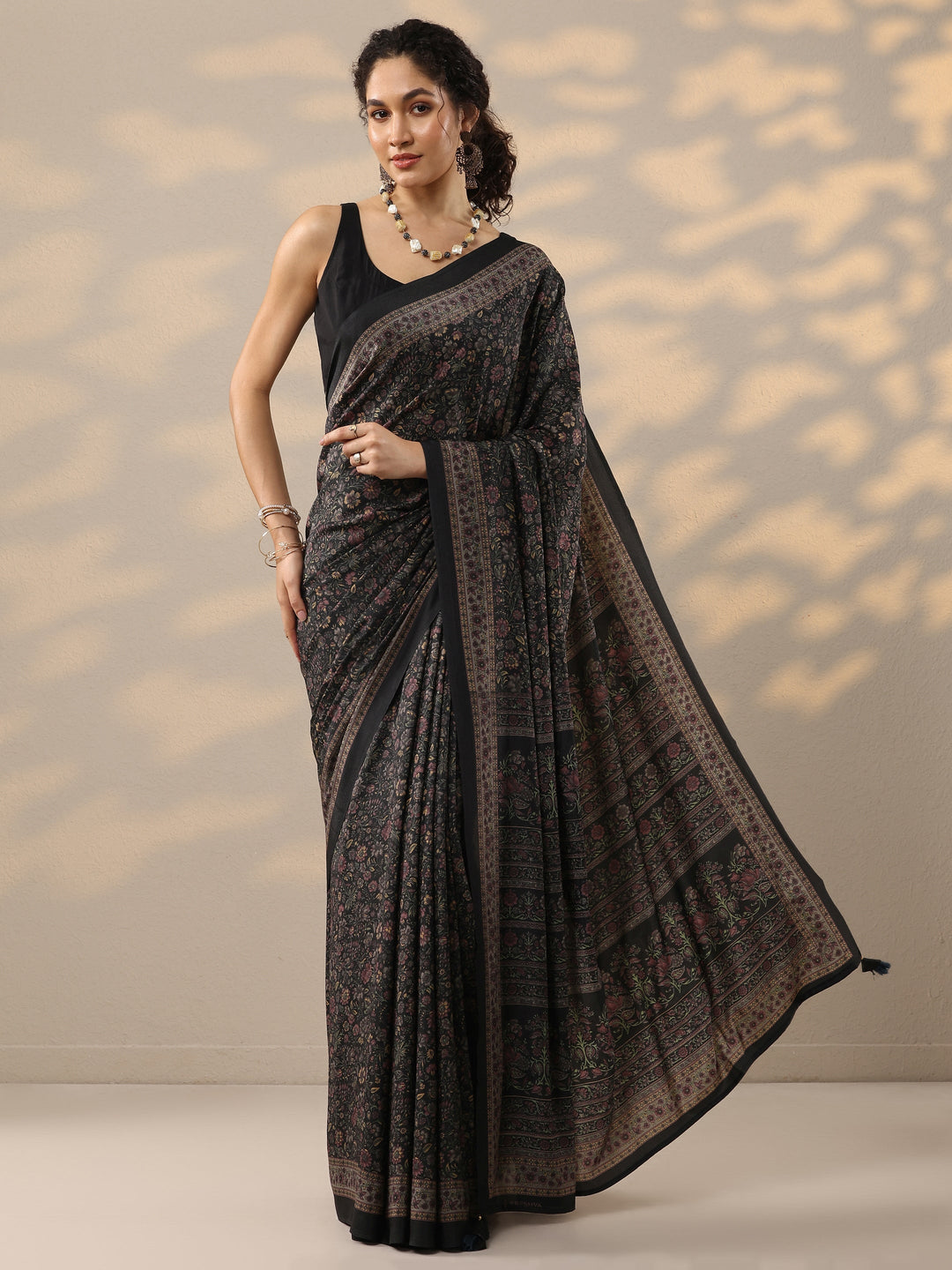  Black Printed Silk Blend Saree With Unstitched Blouse Piece 