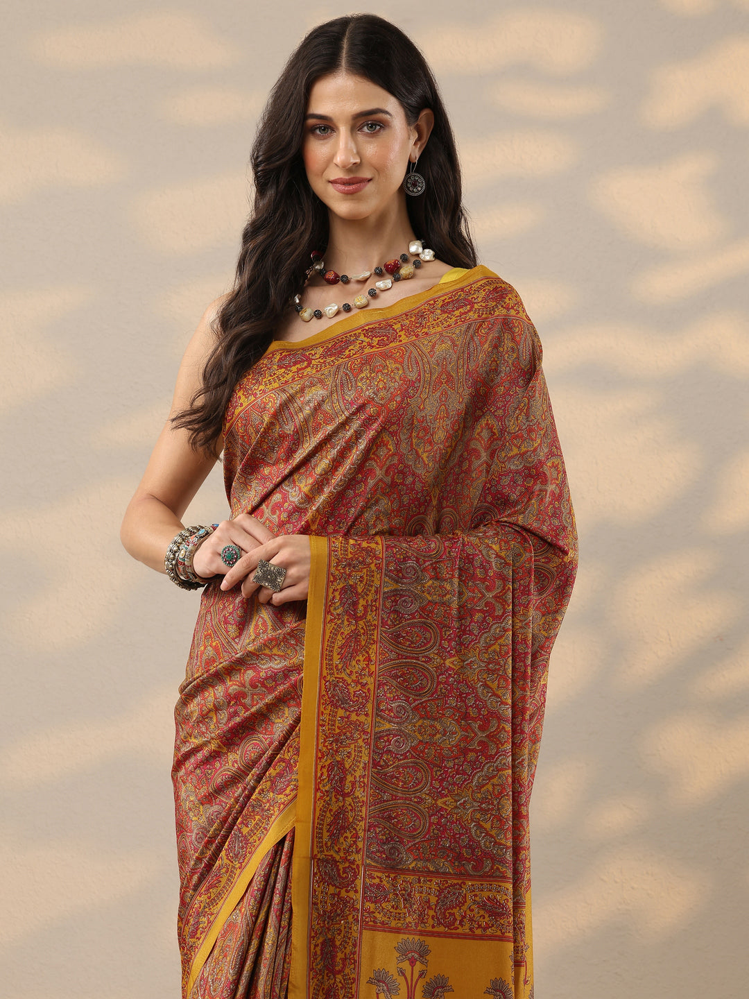  Mustard Printed Silk Blend Saree With Unstitched Blouse Piece 