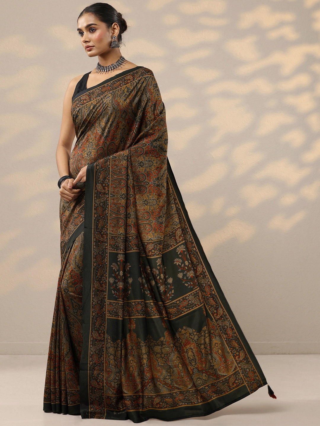  Black Printed Silk Blend Saree With Unstitched Blouse Piece 