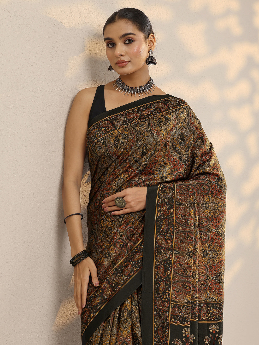  Black Printed Silk Blend Saree With Unstitched Blouse Piece 