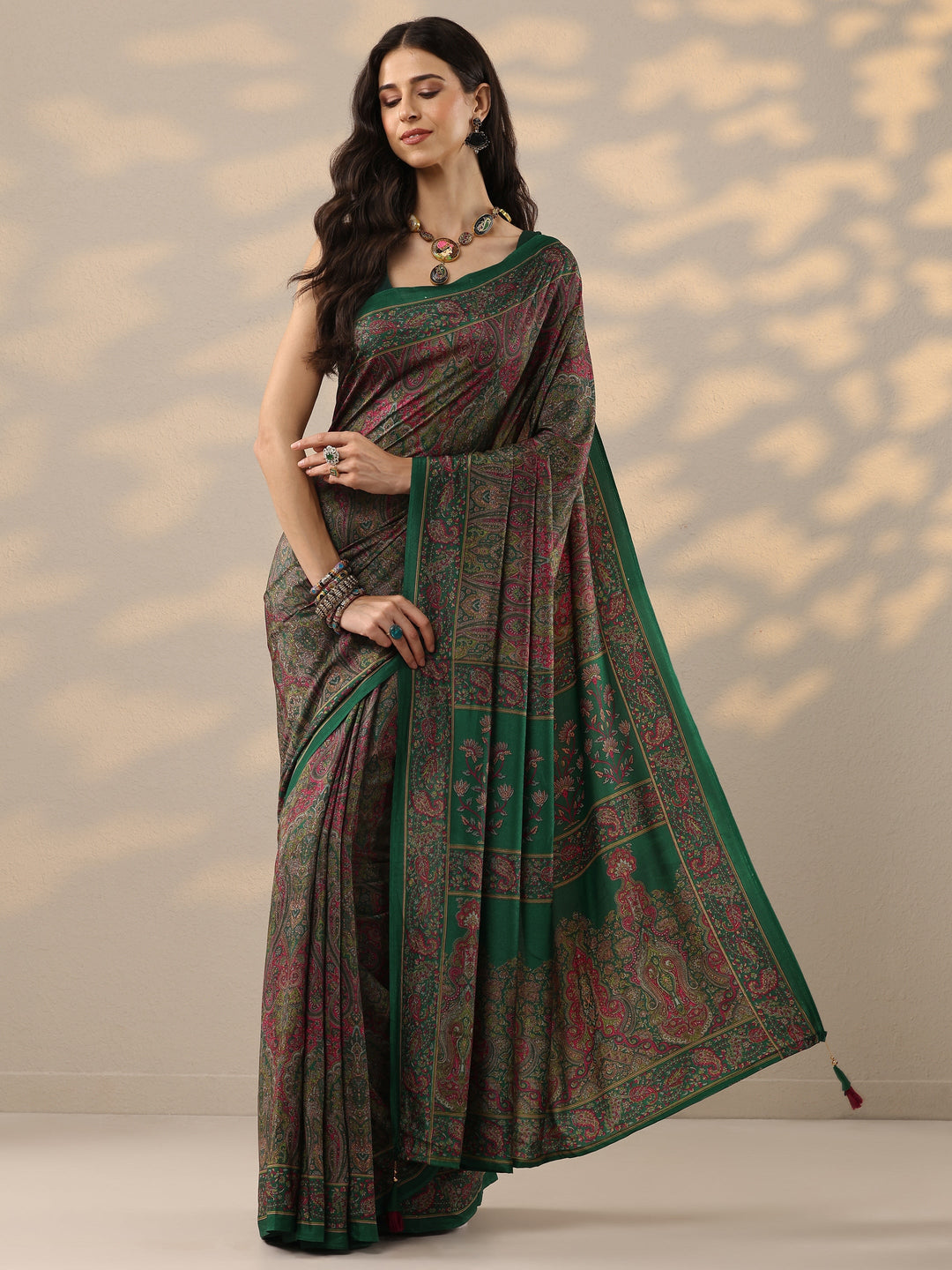  Green Printed Silk Blend Saree With Unstitched Blouse Piece 