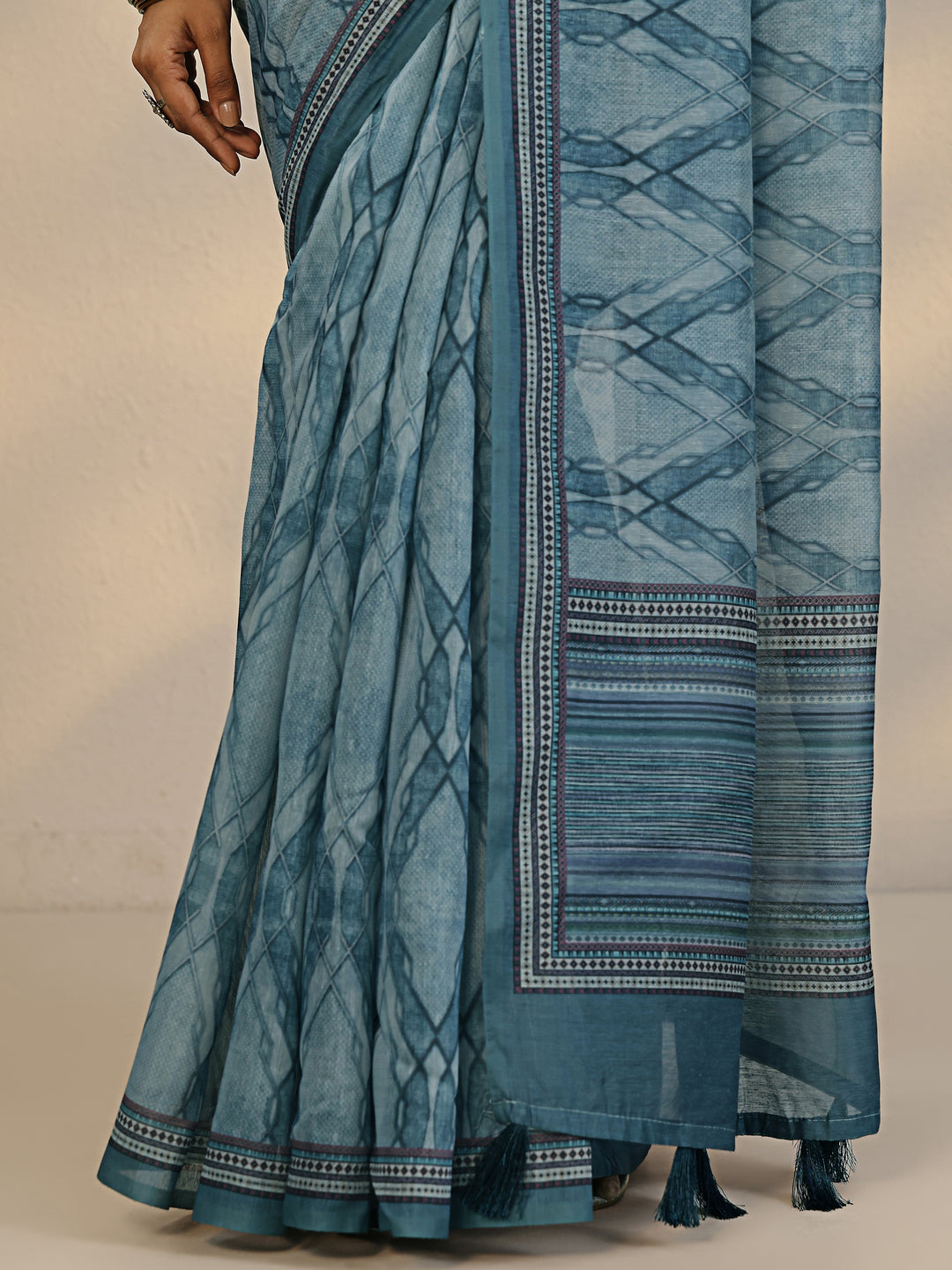  Blue Printed Silk Blend Saree With Unstitched Blouse Picece 
