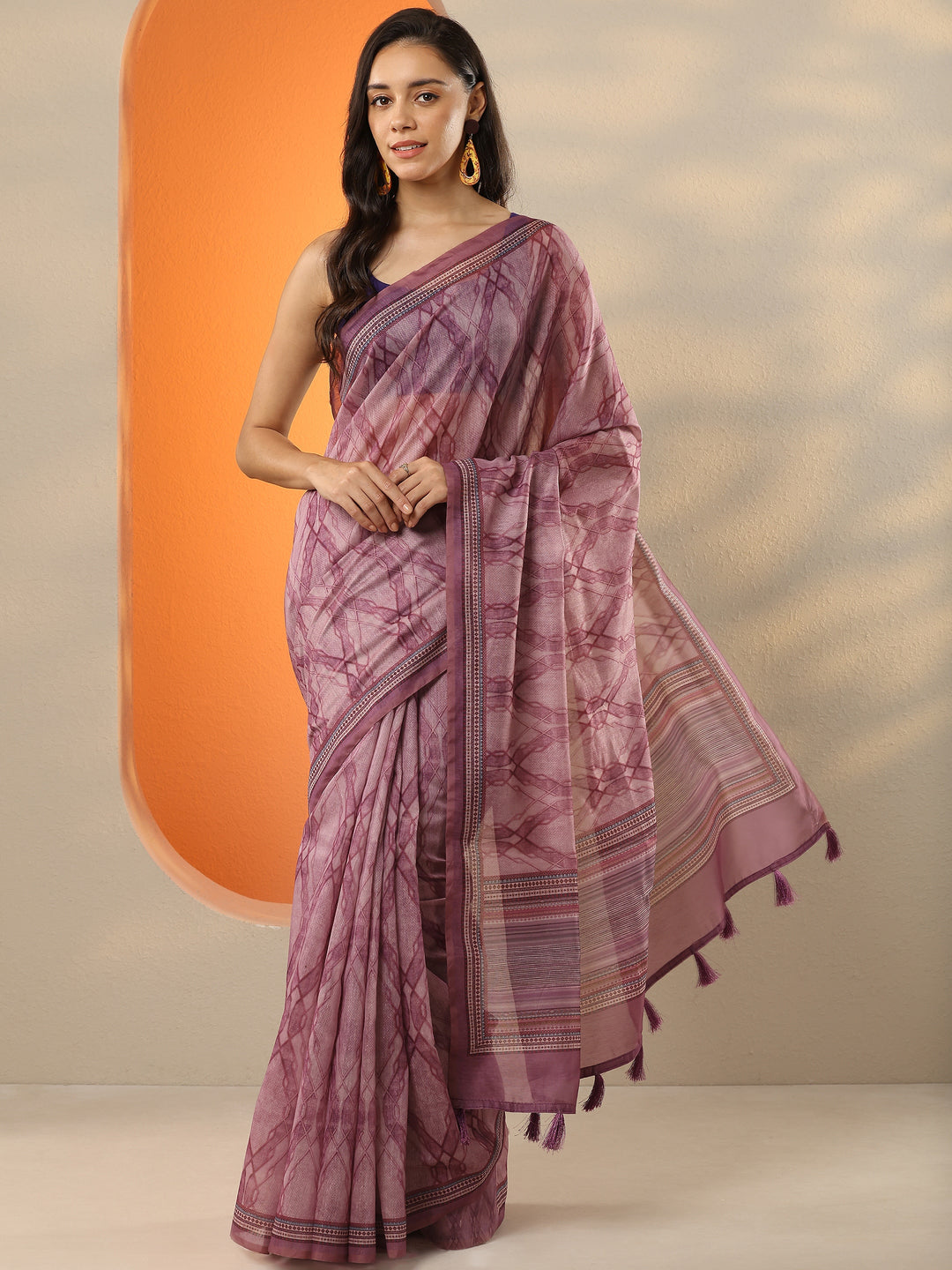  Purple Printed Silk Blend Saree With Unstitched Blouse Picece 