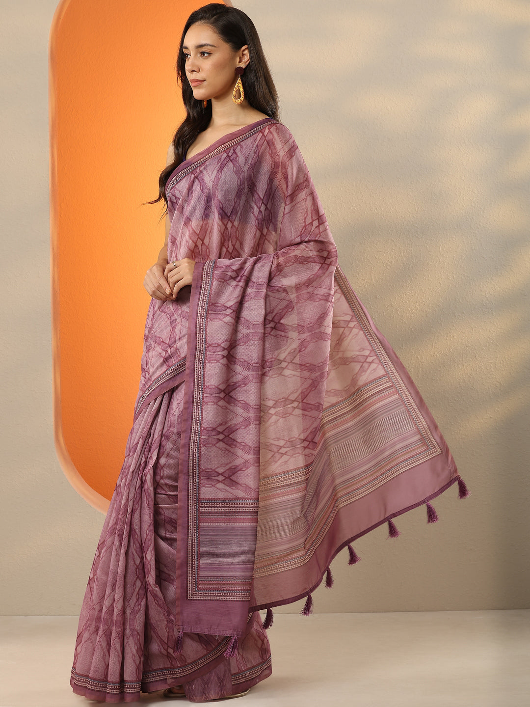  Purple Printed Silk Blend Saree With Unstitched Blouse Picece 