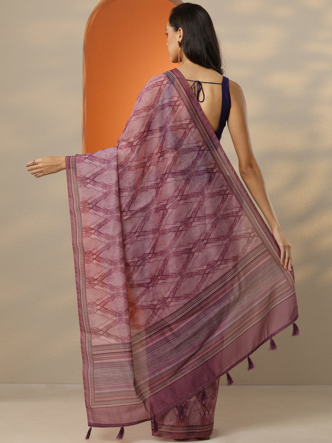  Purple Printed Silk Blend Saree With Unstitched Blouse Picece 