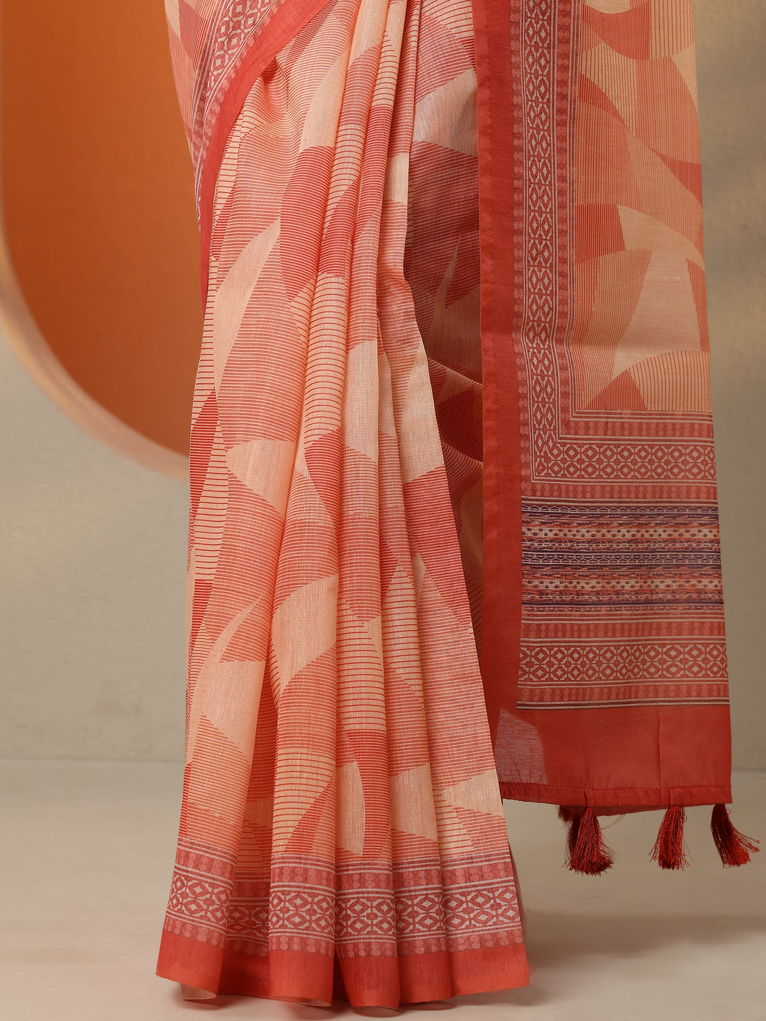  Coral Printed Silk Blend Saree With Unstitched Blouse Piece 