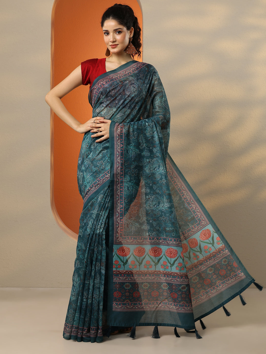  Green Printed Silk Blend Saree With Unstitched Blouse Piece 