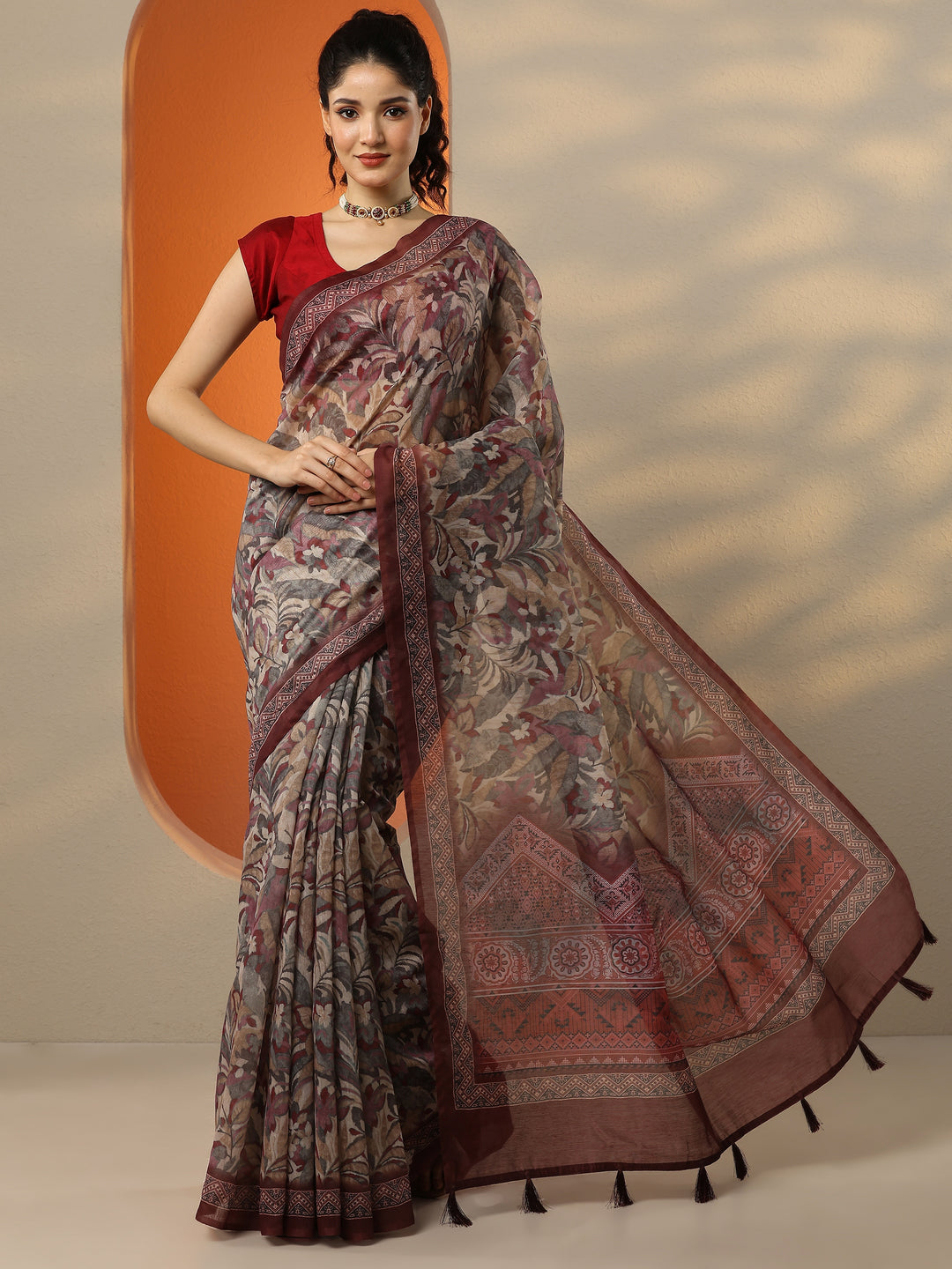  Multi Printed Silk Blend Saree With Unstitched Blouse Piece 