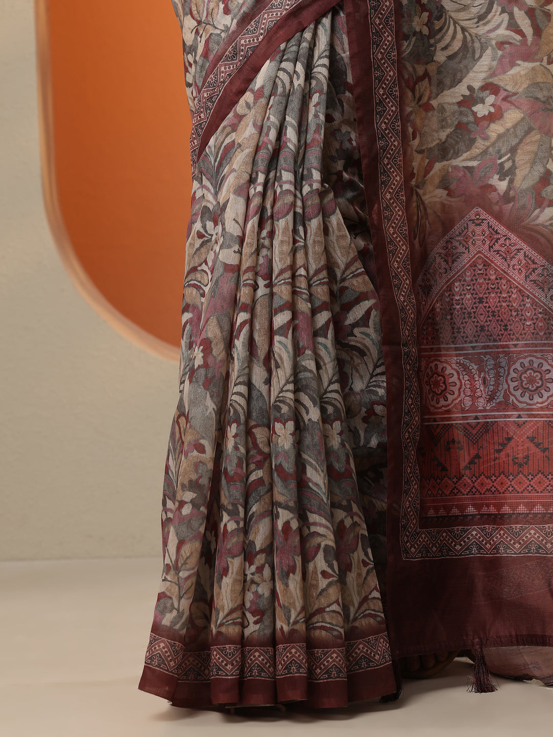  Multi Printed Silk Blend Saree With Unstitched Blouse Piece 