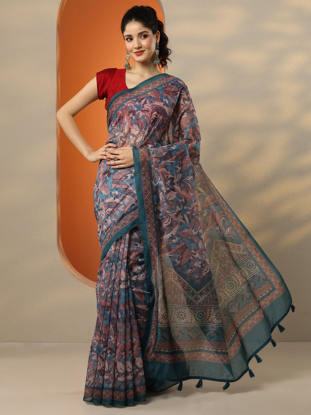  Multi Printed Silk Blend Saree With Unstitched Blouse Piece 