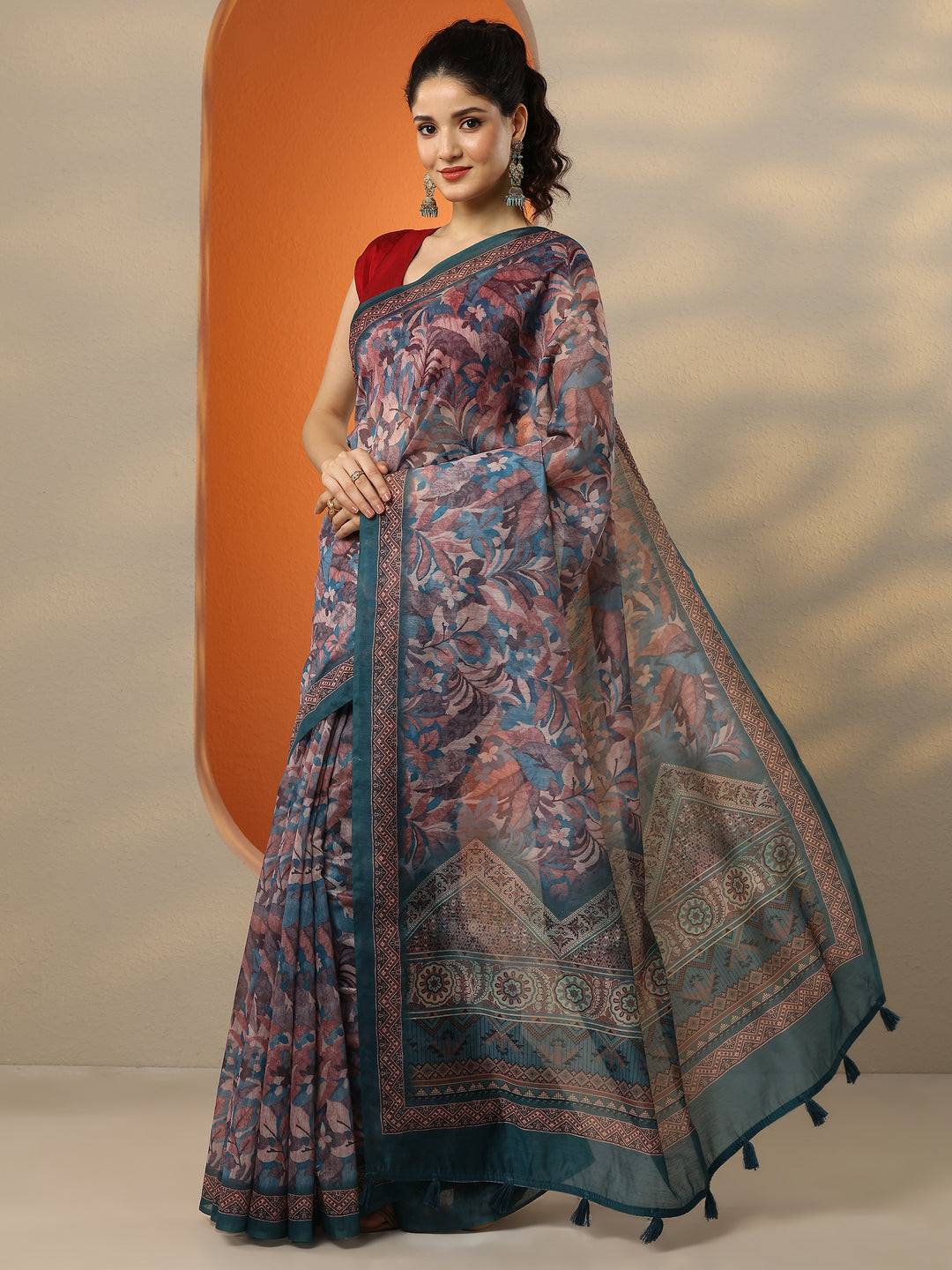  Multi Printed Silk Blend Saree With Unstitched Blouse Piece 