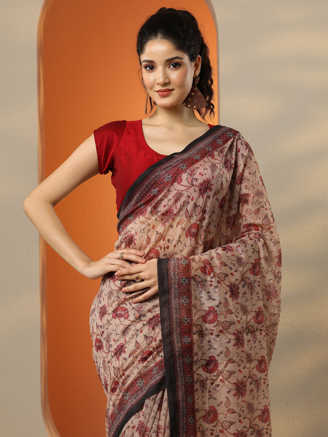  Beige Printed Silk Blend Saree With Unstitched Blouse Picece 