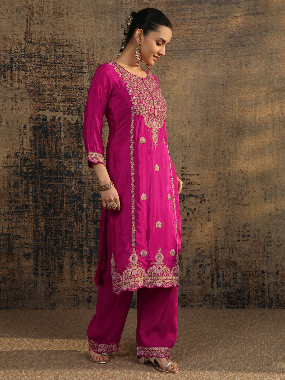  Libas Art Pink Embroidered Crepe Straight Suit Set With Dupatta 
